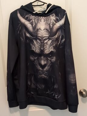 Men's demon art hoodie. Size L